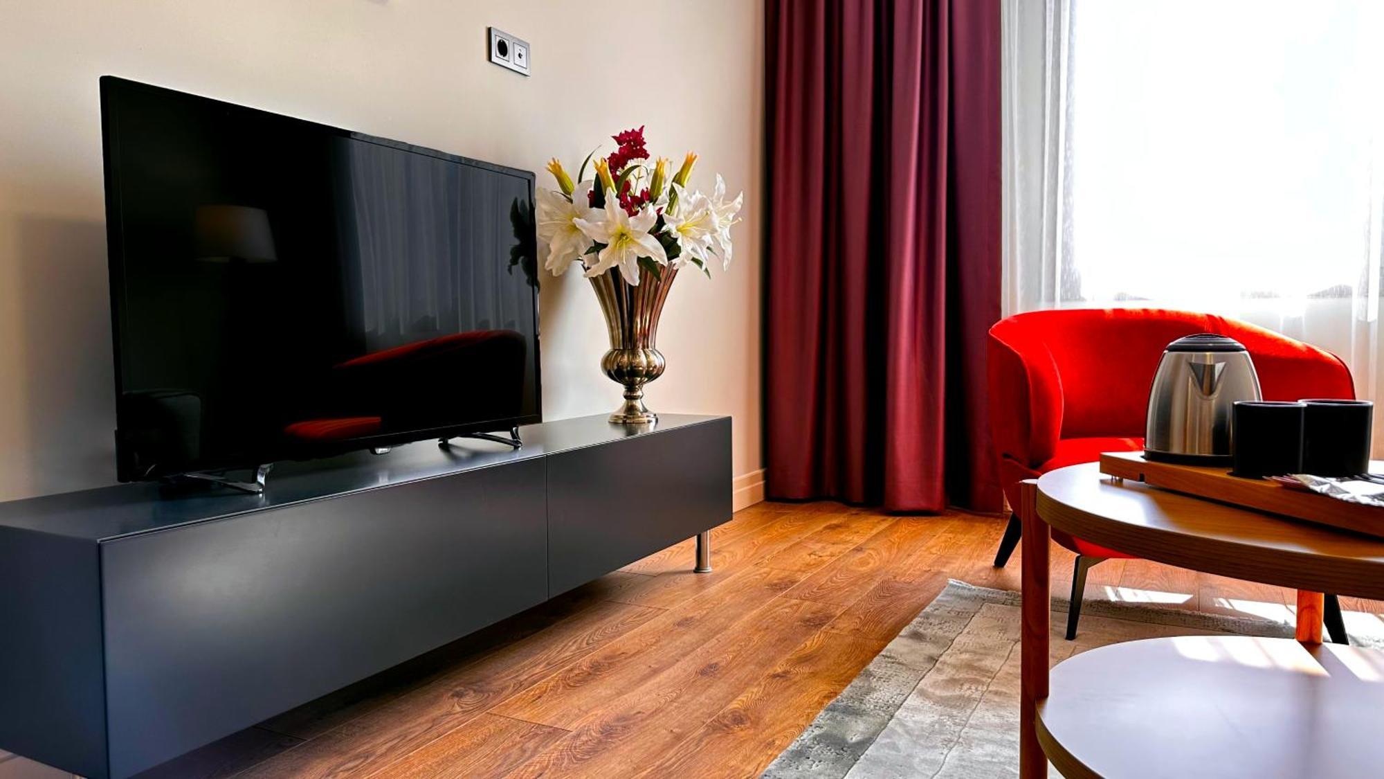 Hotel Frezya - Exclusively Woman Provincia di Provincia di Istanbul Esterno foto