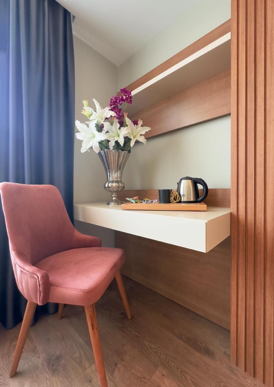Hotel Frezya - Exclusively Woman Provincia di Provincia di Istanbul Esterno foto